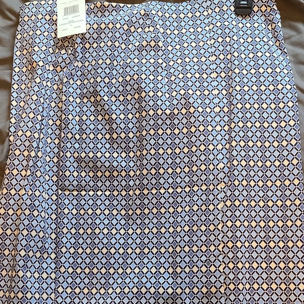 womans pencil skirt